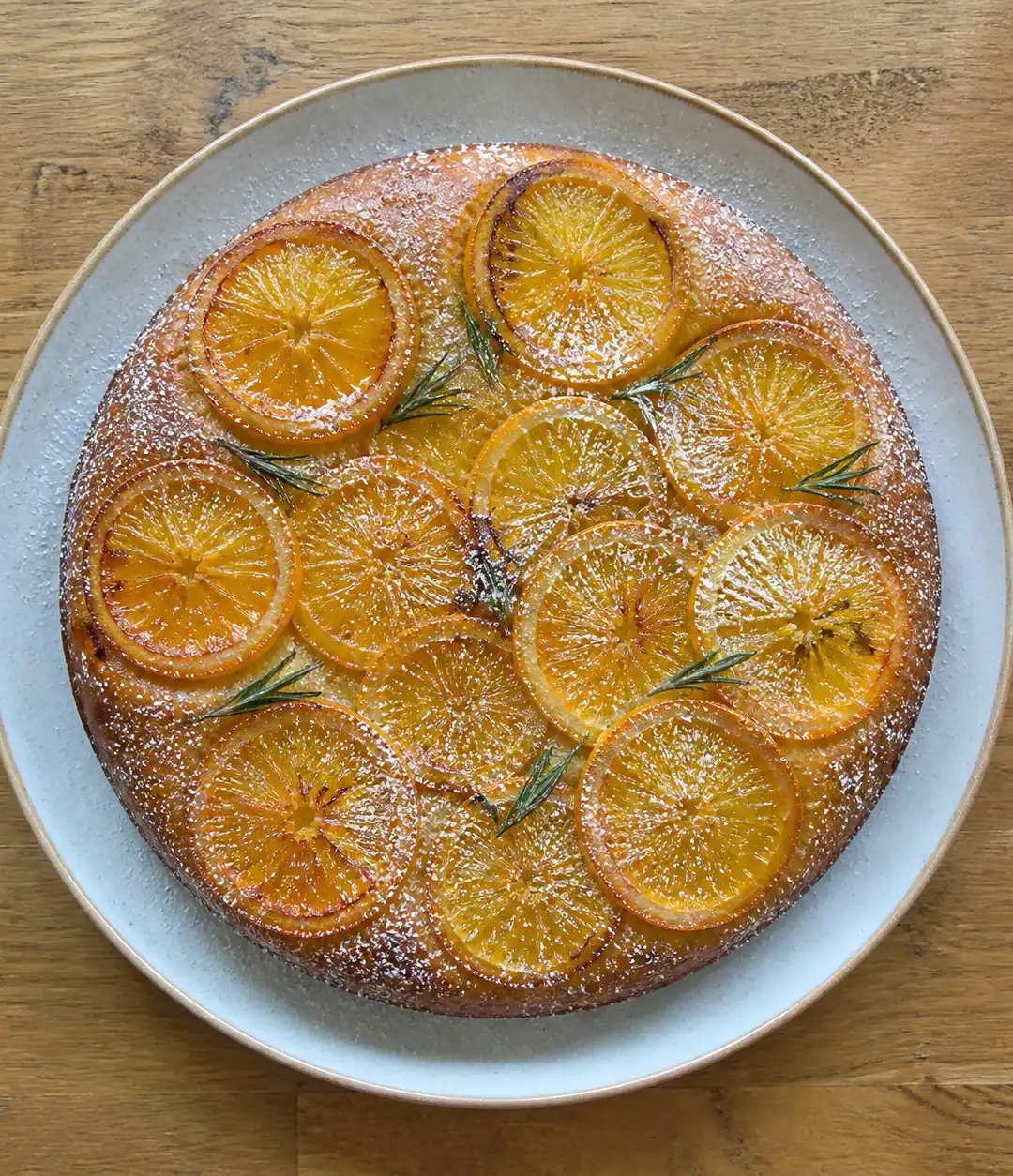 Bolo de azeite, laranja e alecrim